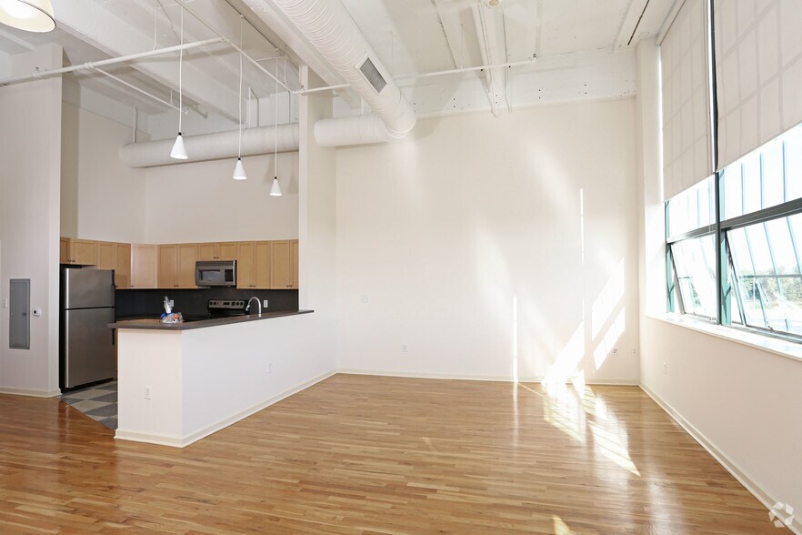 Colt Gateway Apartments For Rent in Hartford, CT