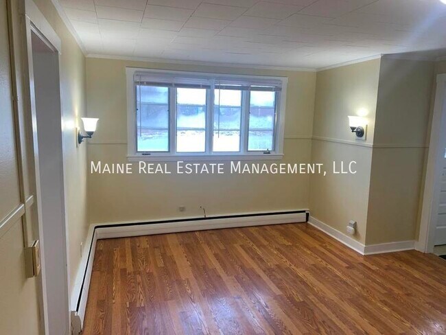 Photo - 166 Pearl St Unit 1