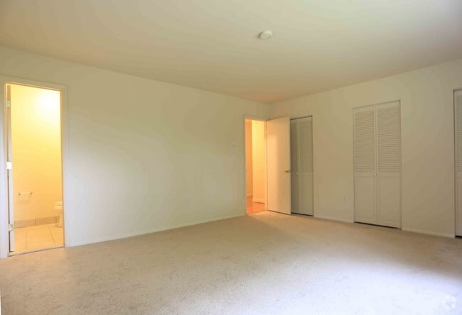 Master Bedroom 2BR
