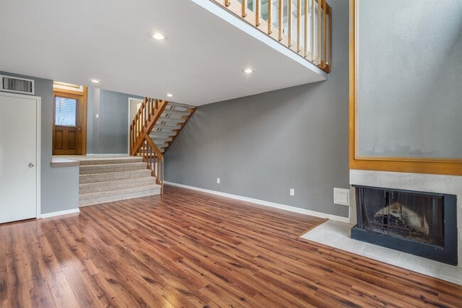 Photo - 16212 Seahorse Dr