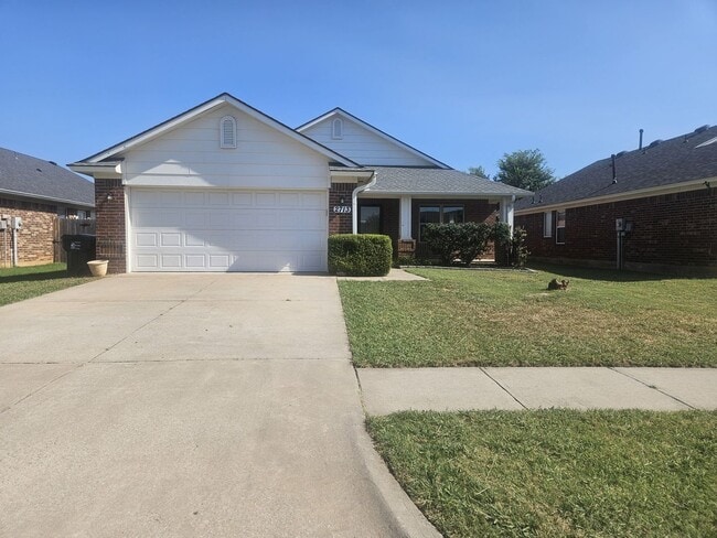 Photo - 2713 Edgemere Dr