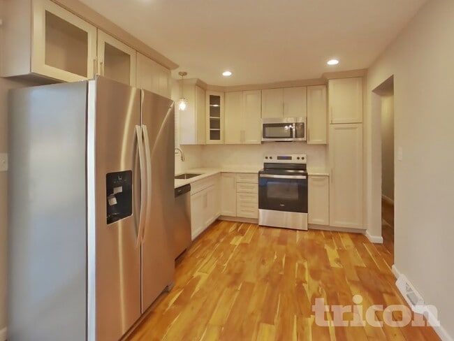 Photo - 1116 NE 10 St