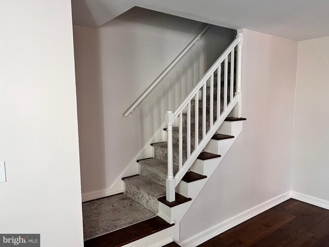 Photo - 4310 36th St S