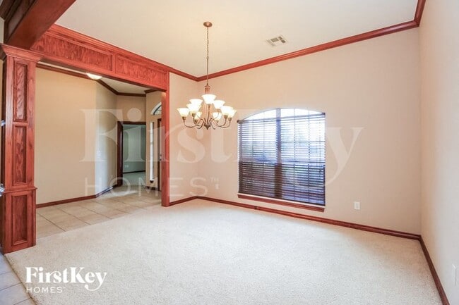 232 SW 136th St