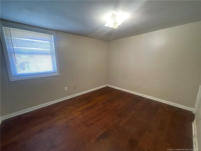 Photo - 824 Ridge Rd