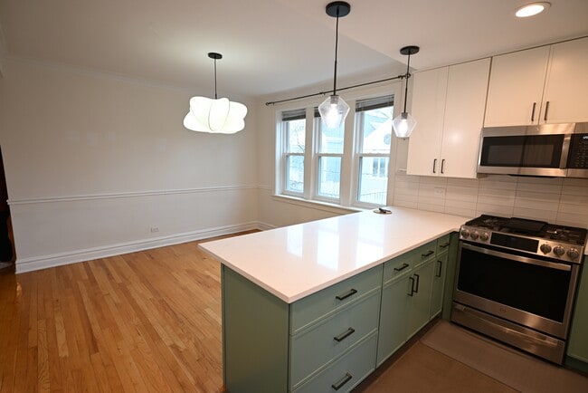 Photo - 1113 W Lill Ave