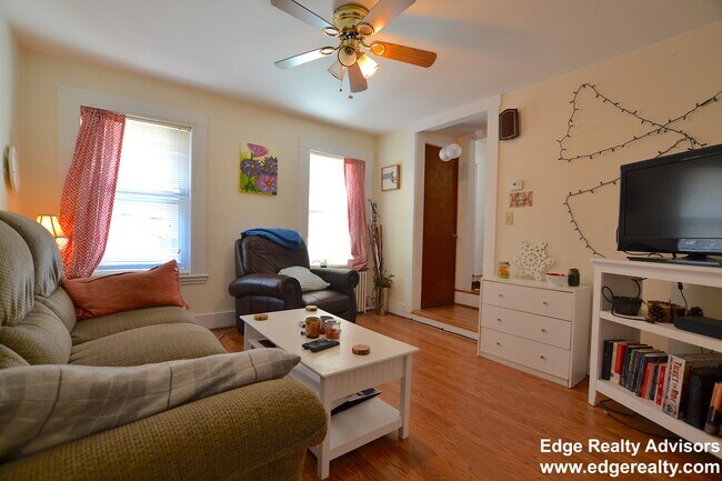 Photo - 40 Shepard St Unit 3