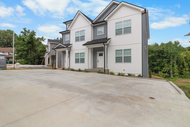 Photo - 409 Cook Dr