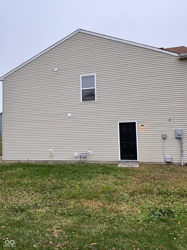 Photo - 1380 King Maple Dr