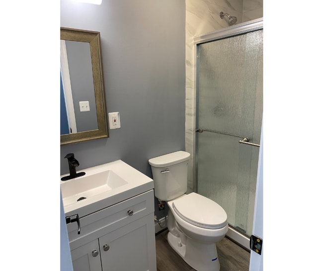 Photo - 6504 Armstrong Ave Unidad BB $650 AVAILABLE BB