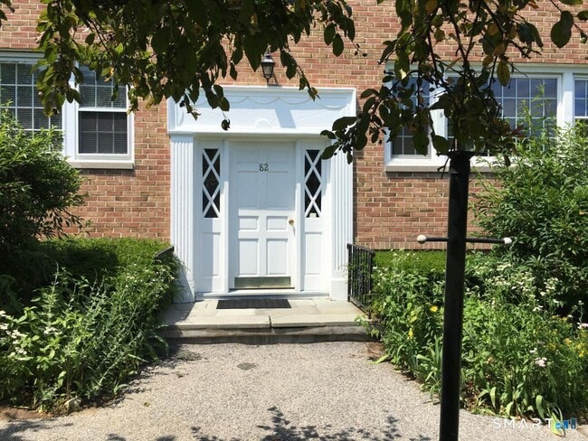 Photo - 82 Heritage Hill Rd Unit APT B