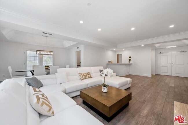 Photo - 405 N Palm Dr Unidad 203