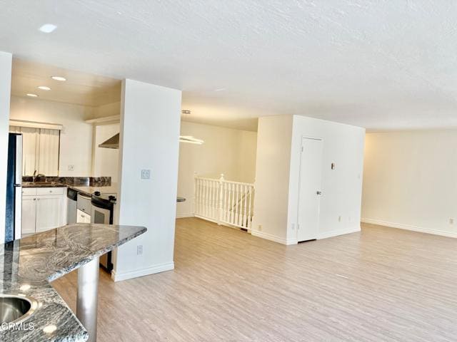 Photo - 18147 Coastline Dr