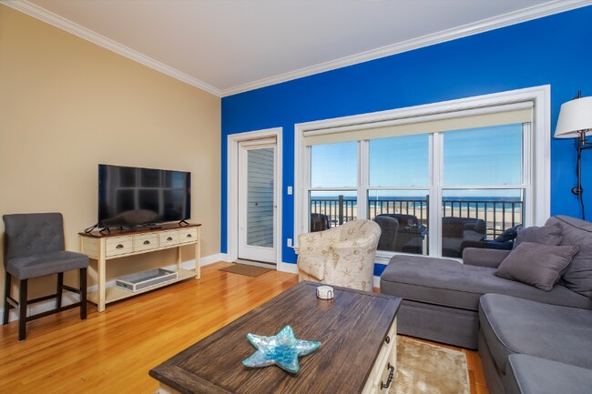 83 Ocean Blvd