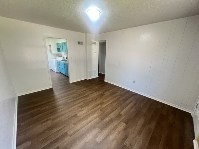 Photo - 421 S Mulberry St