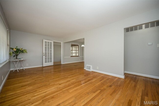 Photo - 10217 Cabot Dr