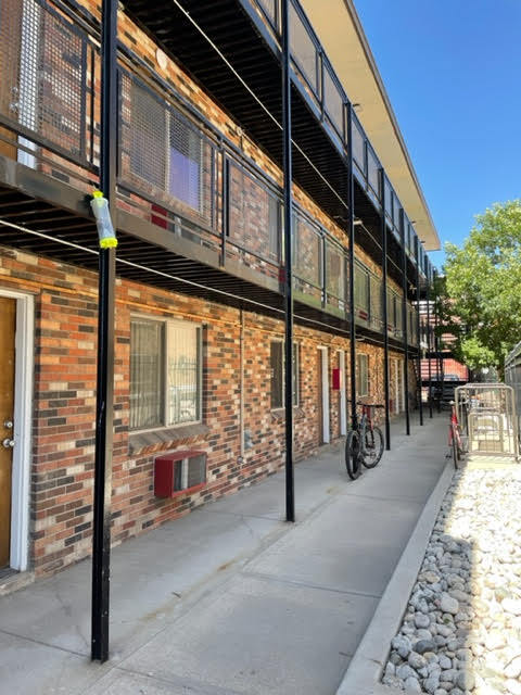 Building Photo - 1431 Pearl St Rental