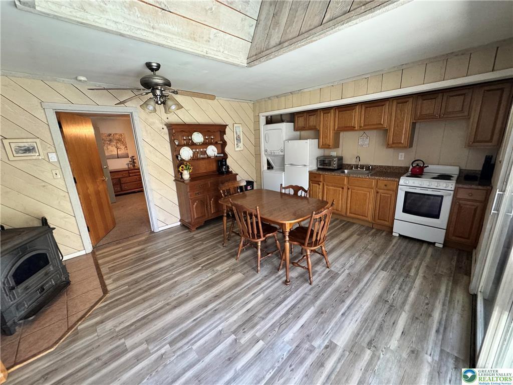 Photo - 2156 White Oak Dr Apartment