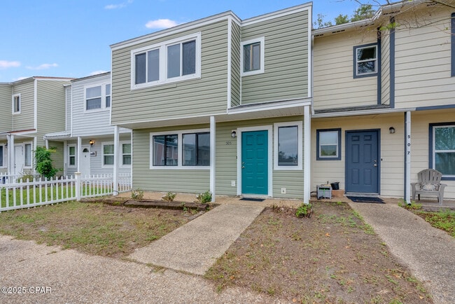 Building Photo - 505 Palermo Rd