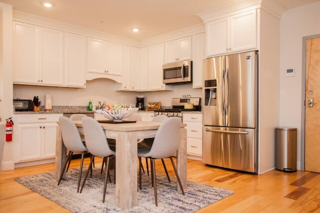 Photo - 1008 Tremont St Unidad 3