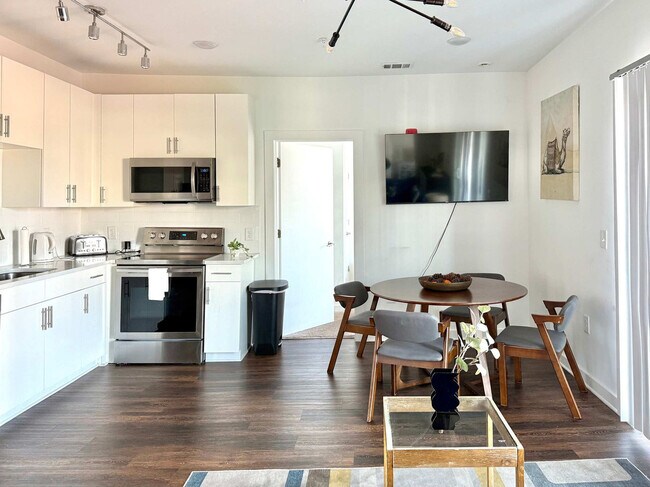 542 Boulevard NE Unit SI ID1299420P