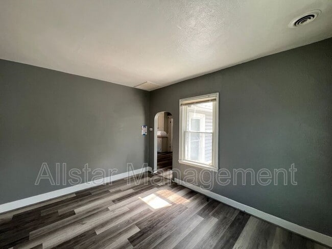Photo - 1120 East Ave Unit 3