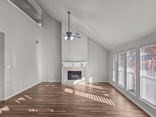 Photo - 8001 Twin Oaks Dr