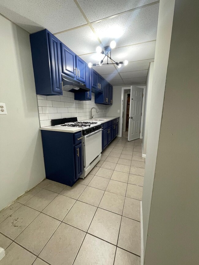 184 Garfield Ave B2 - 180 Garfield Ave Unit 4