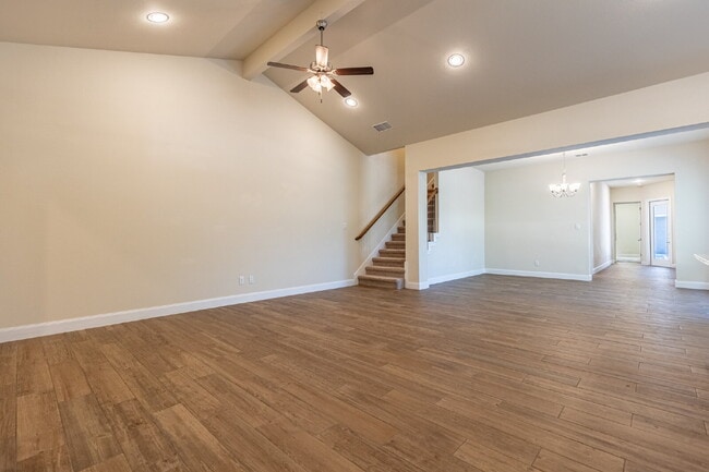 Photo - 128 Elizabeth Rd