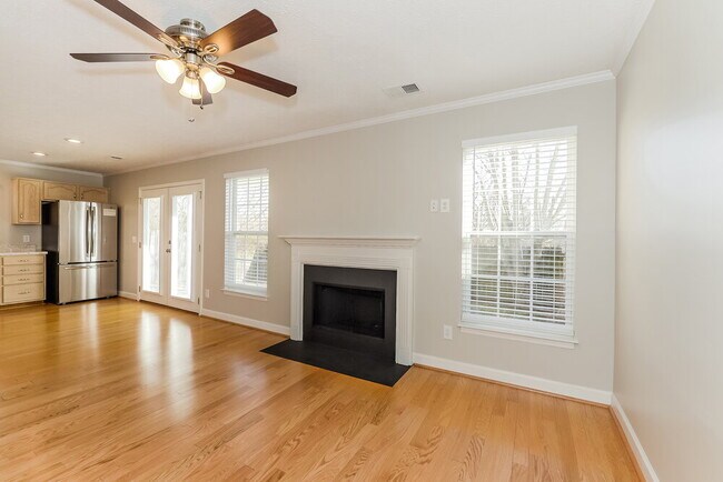 Photo - 3236 Penn Meade Way