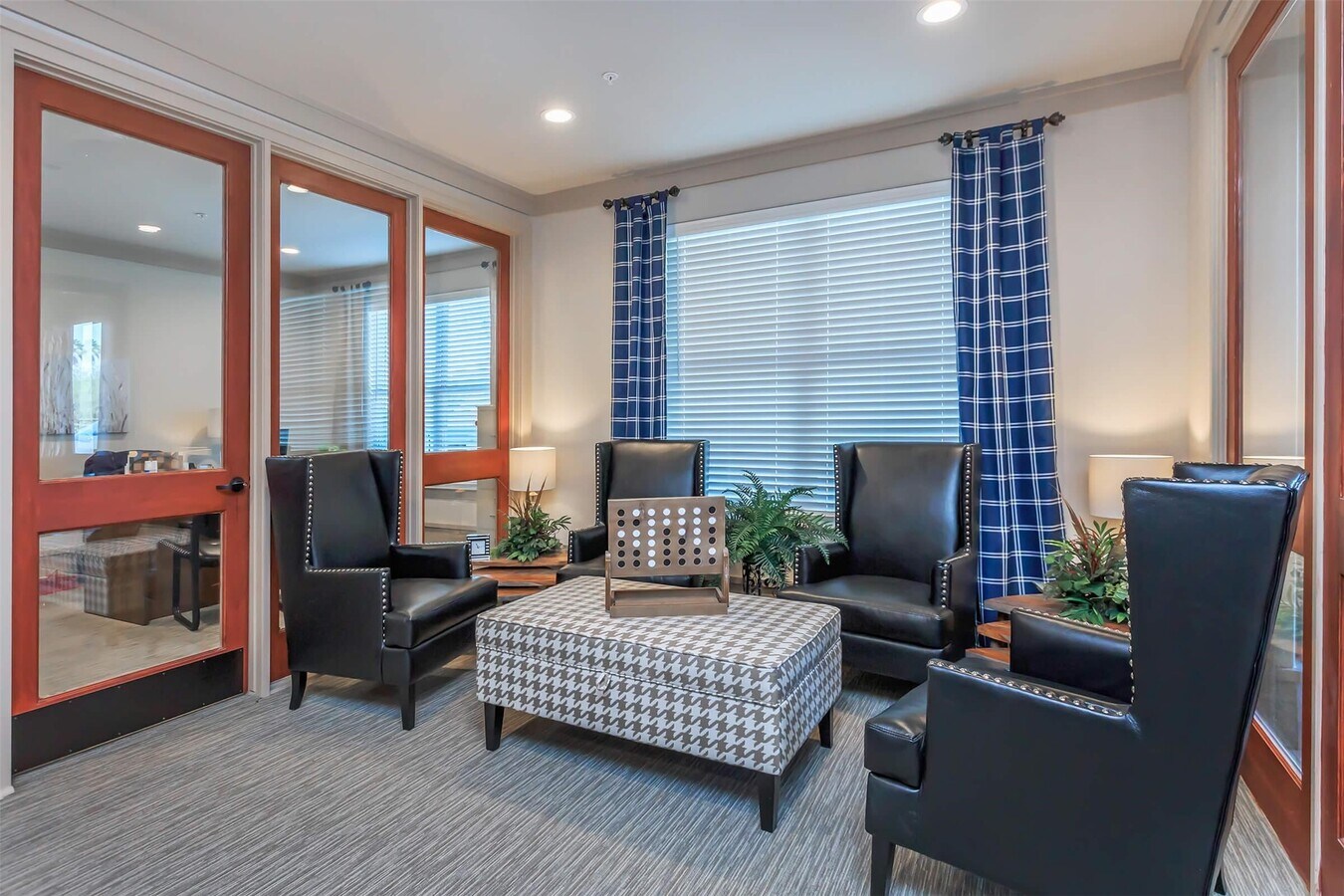 Photo - 1430 Mile 6 1/2 W