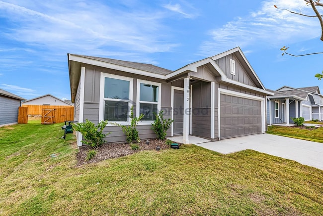 Photo - 3012 Yellow Pine Ave