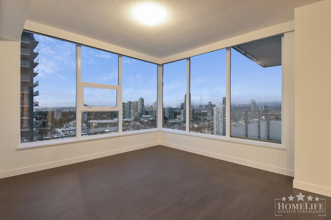 Photo - Resort-Style Luxury Living in Surrey City ... Unit 3107