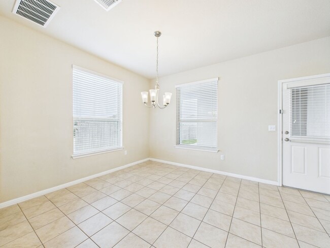 Photo - Connelly' Crossing   3 Bedroom Home