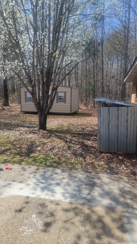 Photo - 619 Cherokee Rd