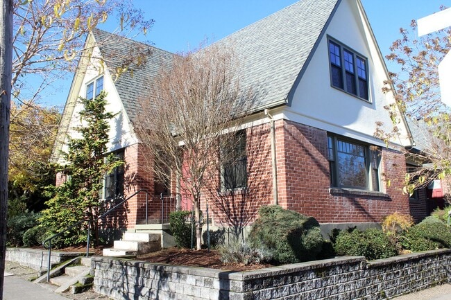 Photo - 2703 NW Raleigh St Unit 2703