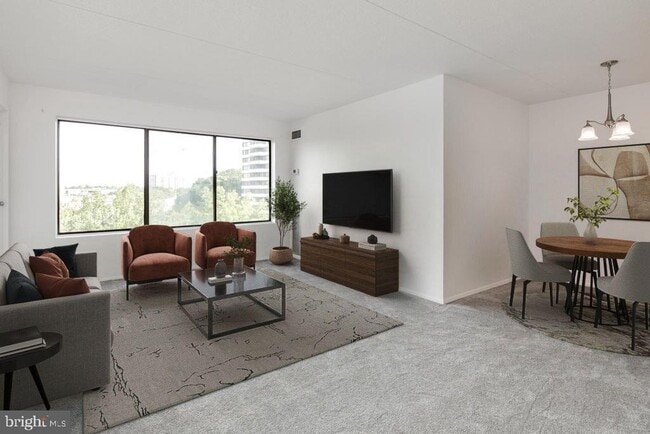 Building Photo - 6300 Stevenson Ave Unit 722