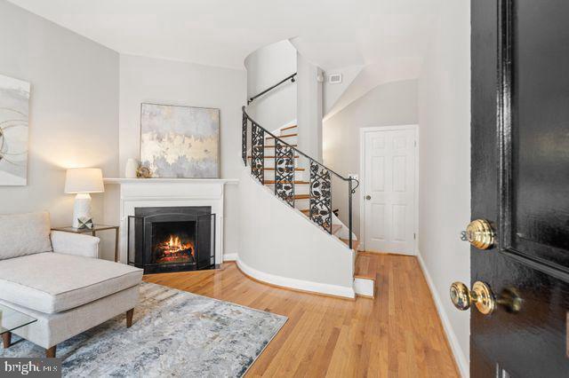 Photo - 2702 Dumbarton St NW