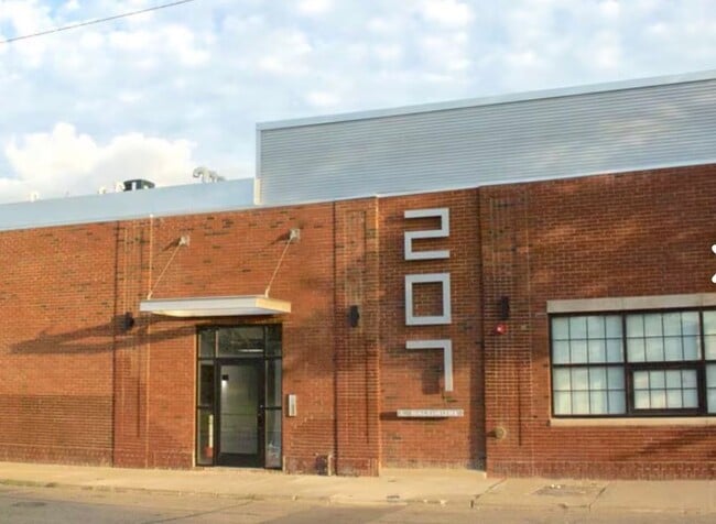 Photo - 207 E Baltimore Ave