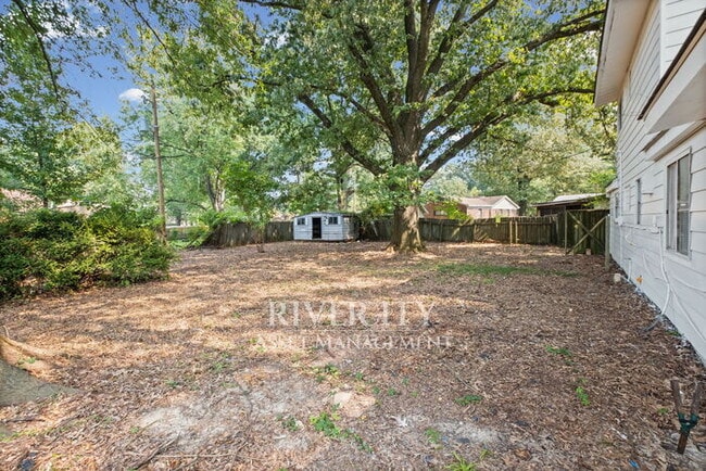 Photo - Beautiful 2 Story Home, Section 8 Welcomed !!!!!!