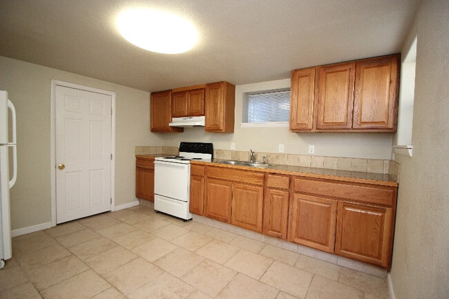 Photo - 2232 10th Ave