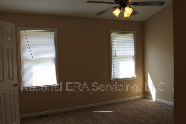 Photo - 344 Wesley Mill Pl