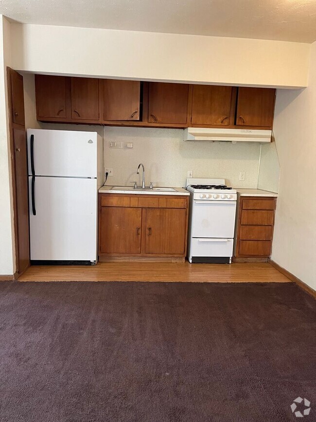 Building Photo - Lafayette and Nicholas Apartments LLC (450... Unit #8