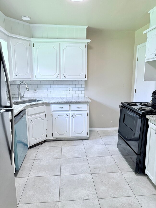 Photo - 310 S 8th St