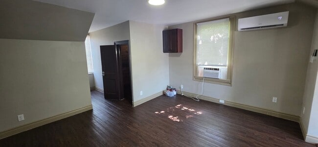 Photo - 2213 Avenue K Unit Apt 3