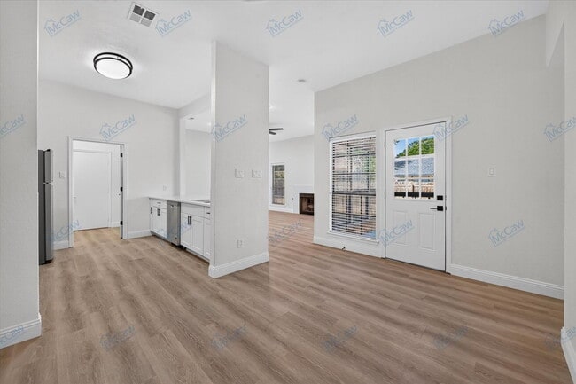 Photo - 1248 W Hudgins St