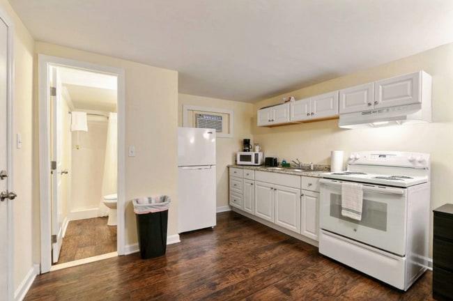 Photo - 2020 Unit B