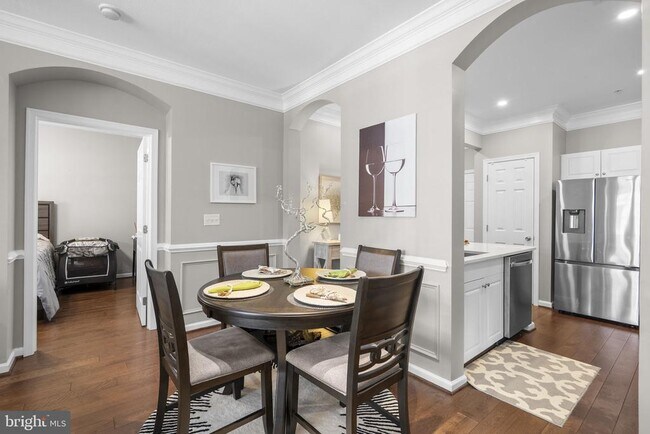Photo - 27 Booth St Unit 346