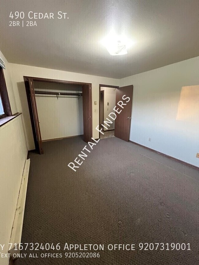 Photo - 490 Cedar St