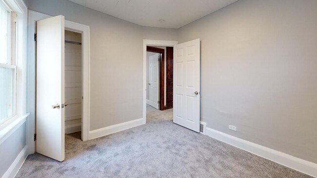 Photo - 3975 W.23rd Unidad DOWN